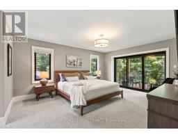 1287 DYER CRESCENT - 38