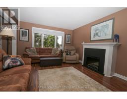 119 HUME DRIVE - 14