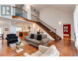 23 MACTAVESH CRESCENT - 11