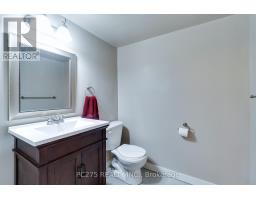 23 MACTAVESH CRESCENT - 36