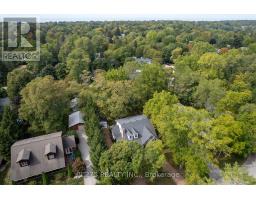 23 MACTAVESH CRESCENT - 44