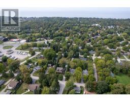 23 MACTAVESH CRESCENT - 48