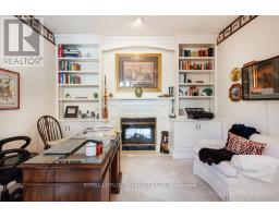 23 - 1040 RIVERSIDE DRIVE - 32