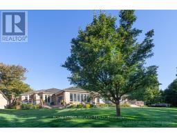 23 - 1040 RIVERSIDE DRIVE - 7