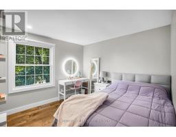 15 ROCKFORD CRESCENT - 19
