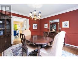 41 HAMPTON CRESCENT - 21