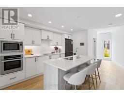 B117 - 2082 LUMEN DRIVE - 27
