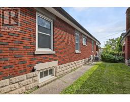 1230 DUNDAS STREET - 35