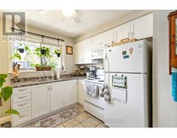 1919 DULUTH CRESCENT - 22