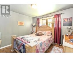 1919 DULUTH CRESCENT - 27