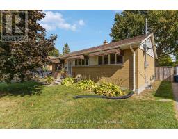 1919 DULUTH CRESCENT - 9