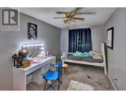 37 - 1096 JALNA BOULEVARD - 13