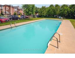37 - 1096 JALNA BOULEVARD - 18