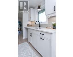 51 WHITE TAIL PATH - 16