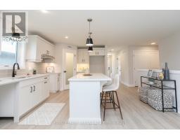 51 WHITE TAIL PATH - 18