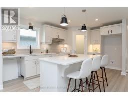 51 WHITE TAIL PATH - 24