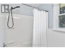 5 - 71 PARKSIDE DRIVE - 35