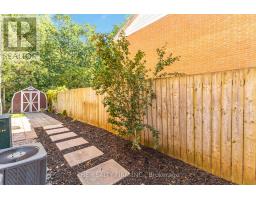 5 - 71 PARKSIDE DRIVE - 41