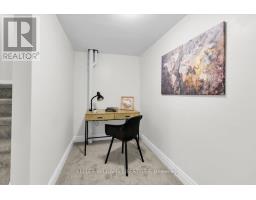 661 LADYBROOK CRESCENT - 35