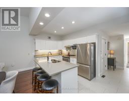 11 - 1337 COMMISSIONERS ROAD W - 14