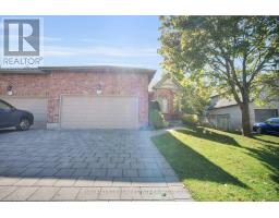 38 QUINELLA PLACE - 2