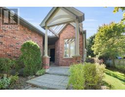 38 QUINELLA PLACE - 3