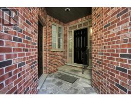 38 QUINELLA PLACE - 4