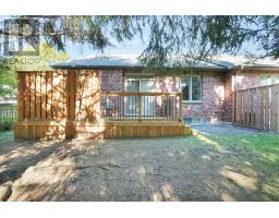 38 QUINELLA PLACE - 47
