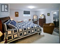 14 ELWOOD STREET - 25