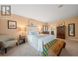 142 HUNT CLUB DRIVE - 18