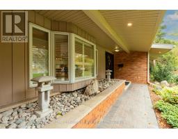 142 HUNT CLUB DRIVE - 3