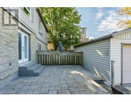 35 - 359 EVERGALDE CRESCENT N - 31