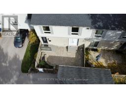 35 - 359 EVERGALDE CRESCENT N - 38