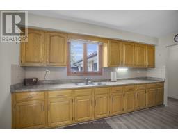 110 JOHN STREET W - 12