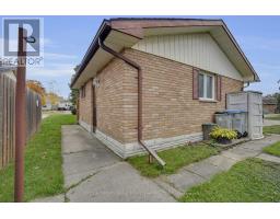110 JOHN STREET W - 30