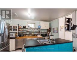 105 HAMILTON ROAD - 2