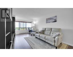 811 - 1600 ADELAIDE STREET N - 5