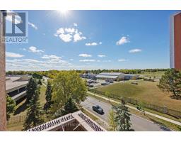 505 - 1106 JALNA BOULEVARD - 36
