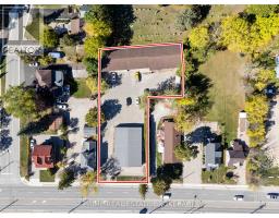 47 ONTARIO STREET N - 3
