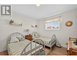 801 NORTH LEAKSDALE CIRCLE - 33