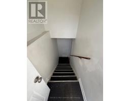 708 OXFORD STREET E - 17