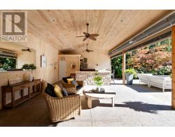 1 SHAVIAN COURT - 43