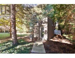 1 SHAVIAN COURT - 46