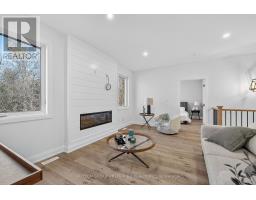22 - 175 GLENGARIFF DRIVE - 16