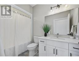 22 - 175 GLENGARIFF DRIVE - 22