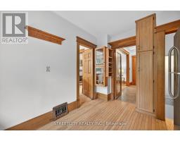 947 MAITLAND STREET - 14