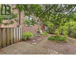 947 MAITLAND STREET - 39