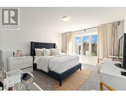 20 - 555 SUNNINGDALE ROAD E - 33