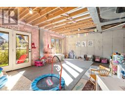 20 - 555 SUNNINGDALE ROAD E - 42