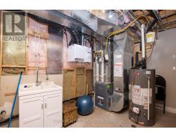 111 HARRIS ROAD - 34